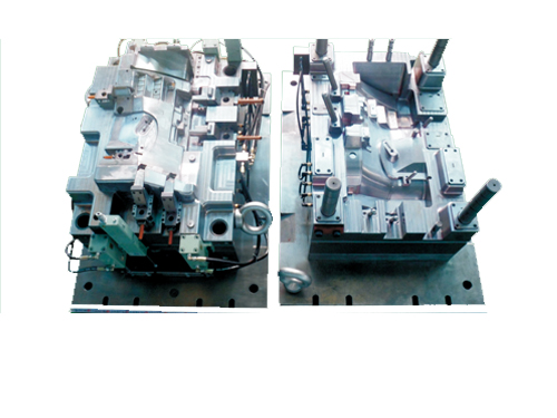 模具
